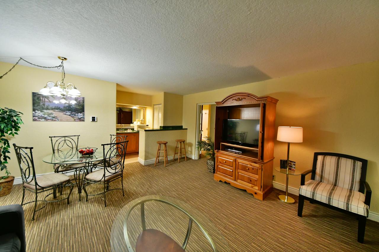 Ramada By Wyndham Jacksonville Hotel & Conference Center - thumb 16