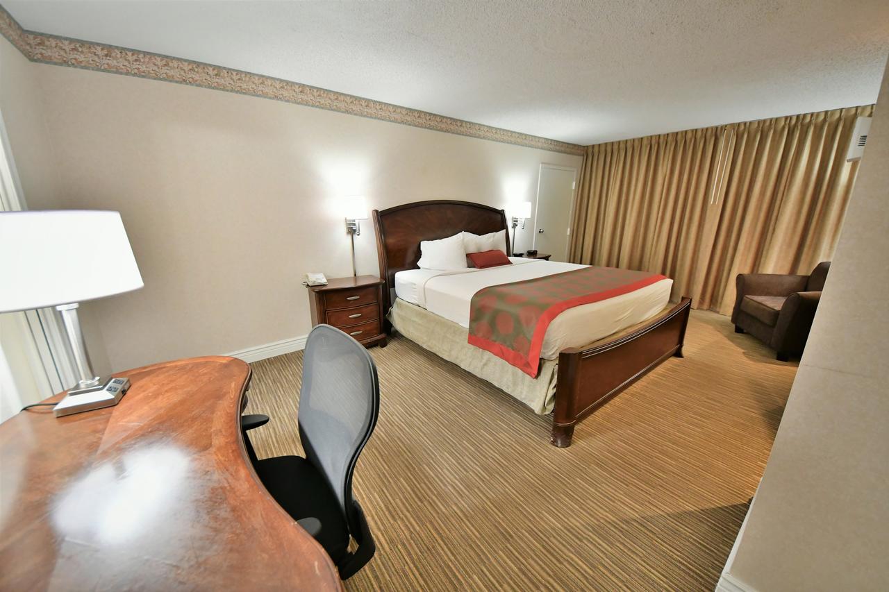 Ramada By Wyndham Jacksonville Hotel & Conference Center - thumb 22