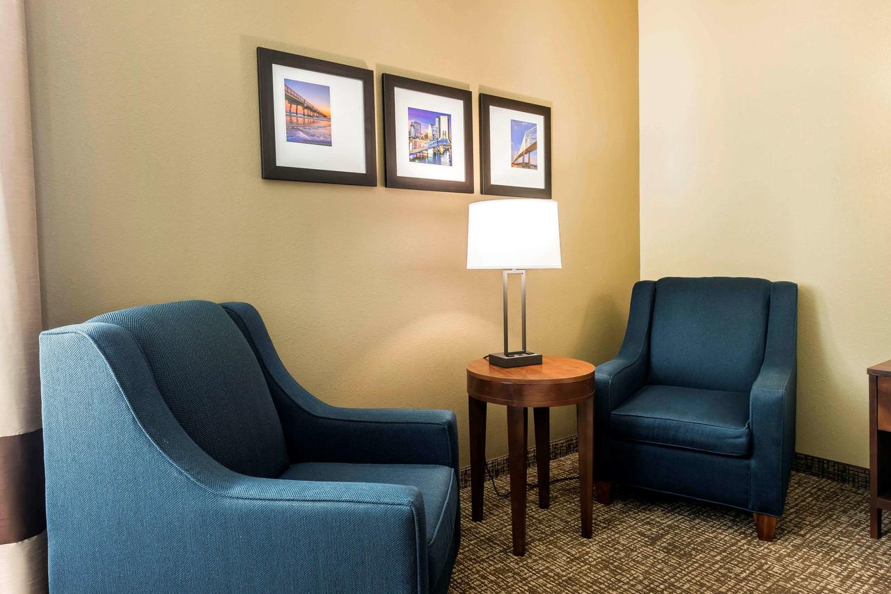 Comfort Suites Baymeadows Near Butler Blvd - thumb 20
