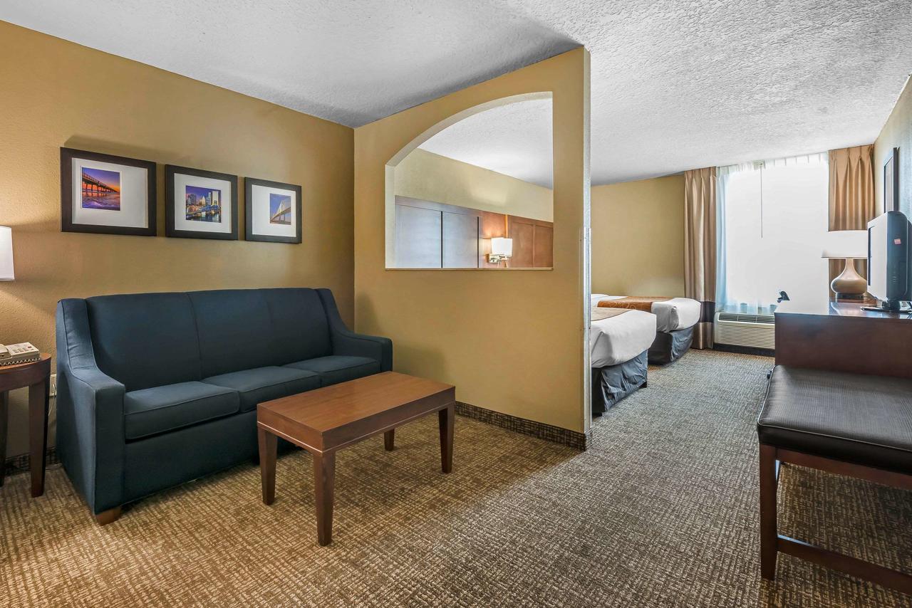 Comfort Suites Baymeadows Near Butler Blvd - thumb 27