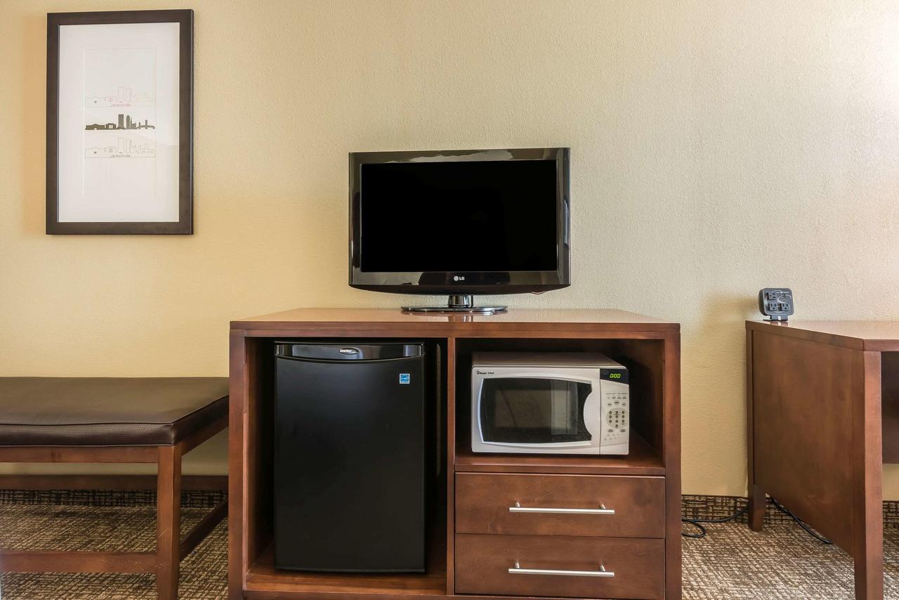 Comfort Suites Baymeadows Near Butler Blvd - thumb 29