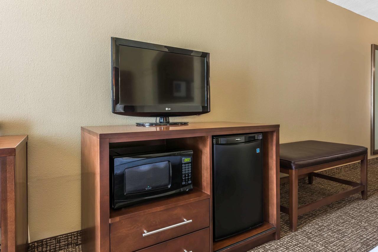 Comfort Suites Baymeadows Near Butler Blvd - thumb 4