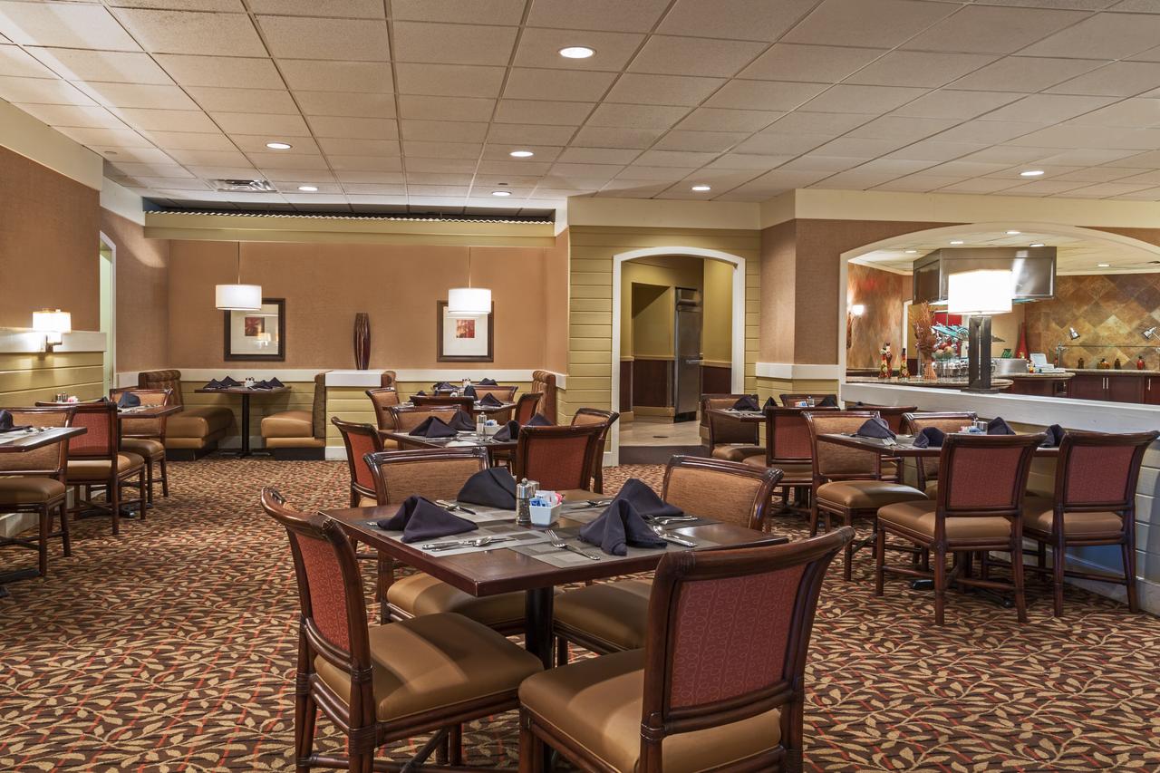 Crowne Plaza Jacksonville Airport - thumb 2