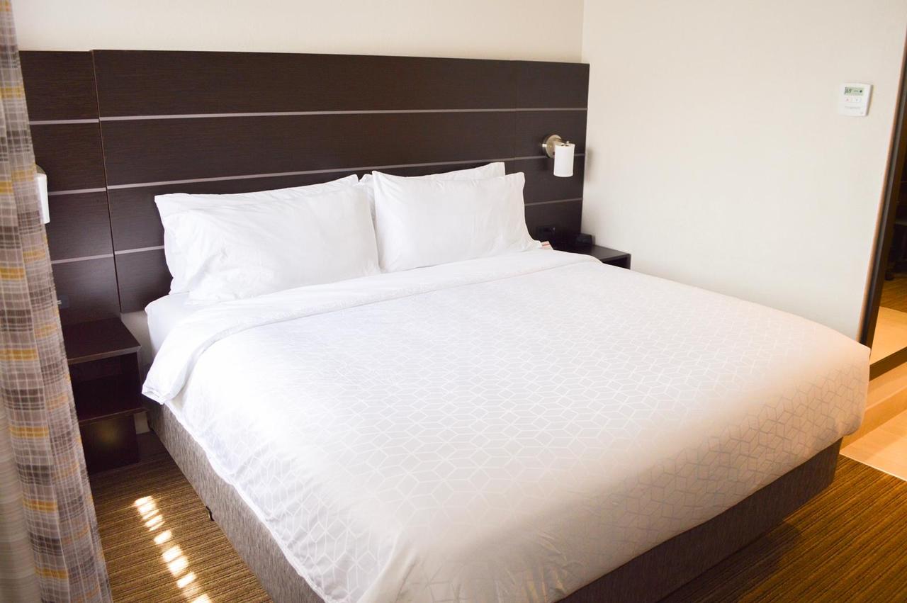 Holiday Inn Express Hotel & Suites Miami - Hialeah(Newly Renovated) - thumb 3