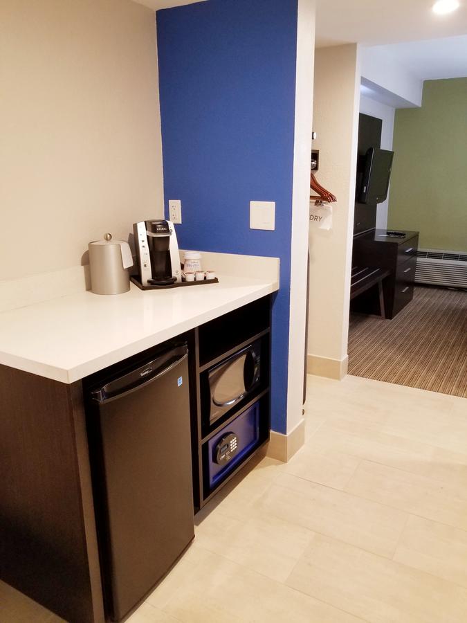 Holiday Inn Express Hotel & Suites Miami - Hialeah(Newly Renovated) - thumb 29