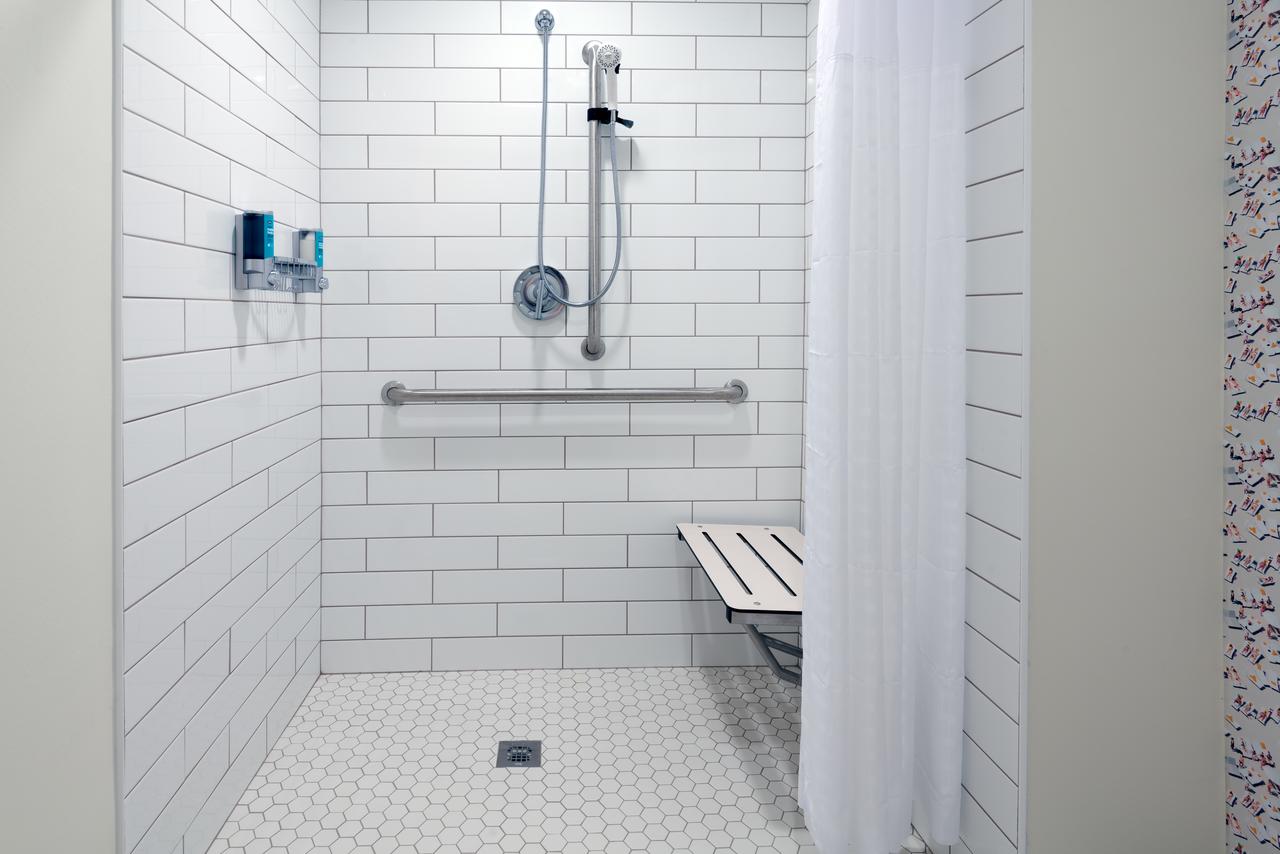 Aloft Jacksonville Airport - thumb 2