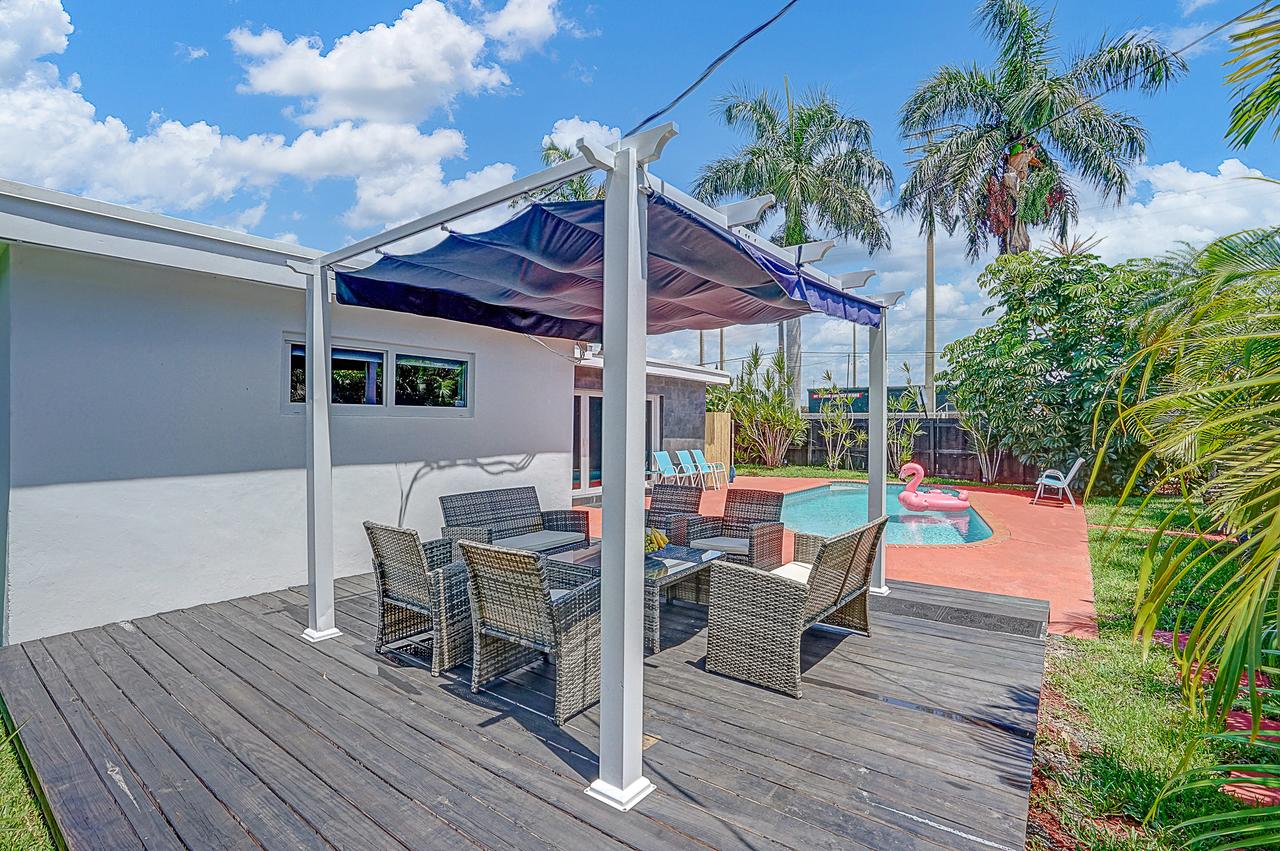 Elegant Tropical House With Pool - thumb 43