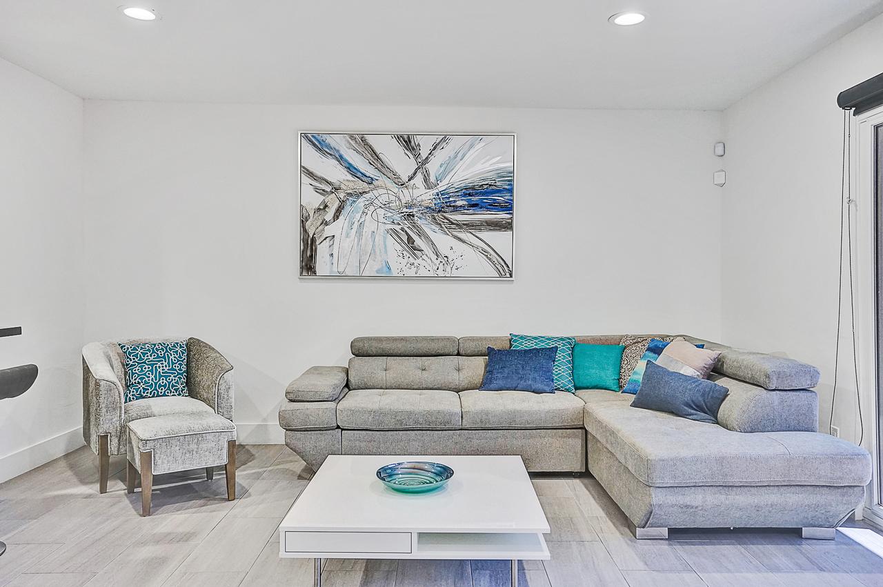 Elegant Tropical House With Pool - thumb 12