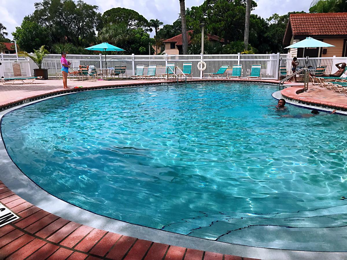 Shorewalk Full Condo Lake View 10 Mins To Beach IMG - thumb 36