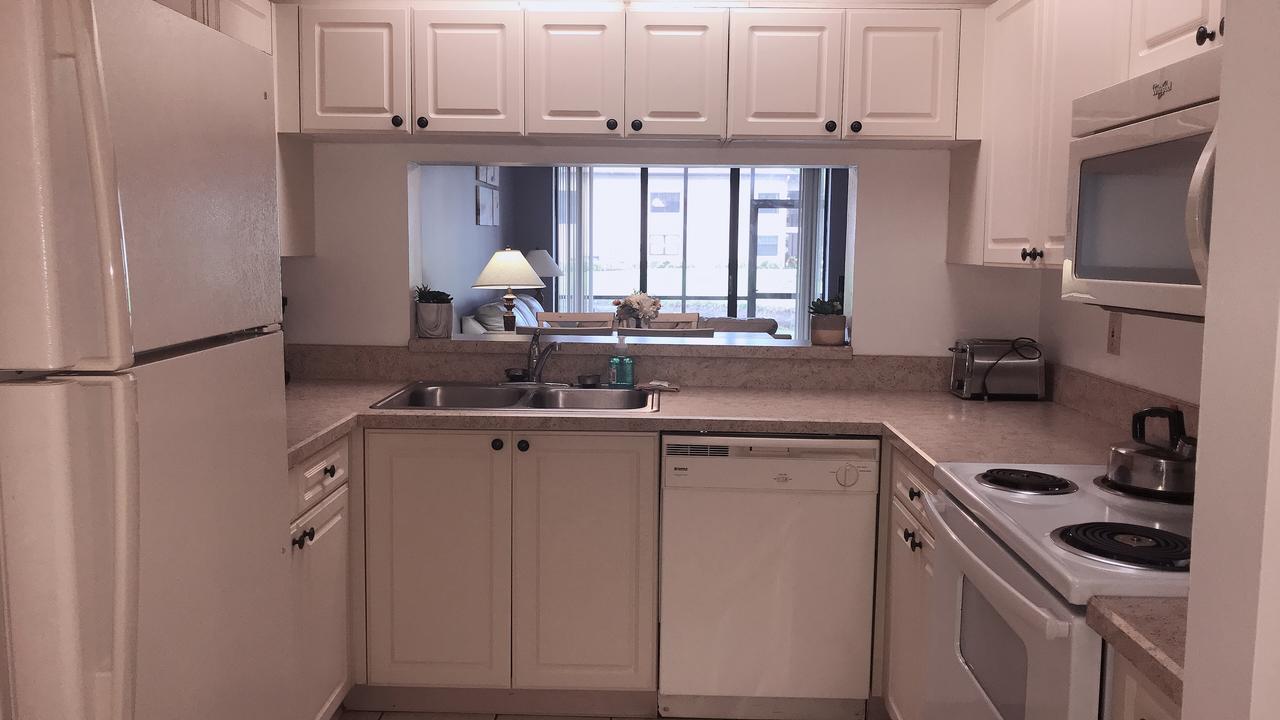 Shorewalk Full Condo Lake View 10 Mins To Beach IMG - thumb 19