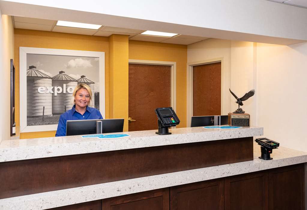 Hampton Inn Evansville - thumb 2