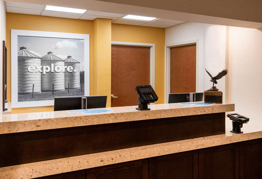 Hampton Inn Evansville - thumb 3