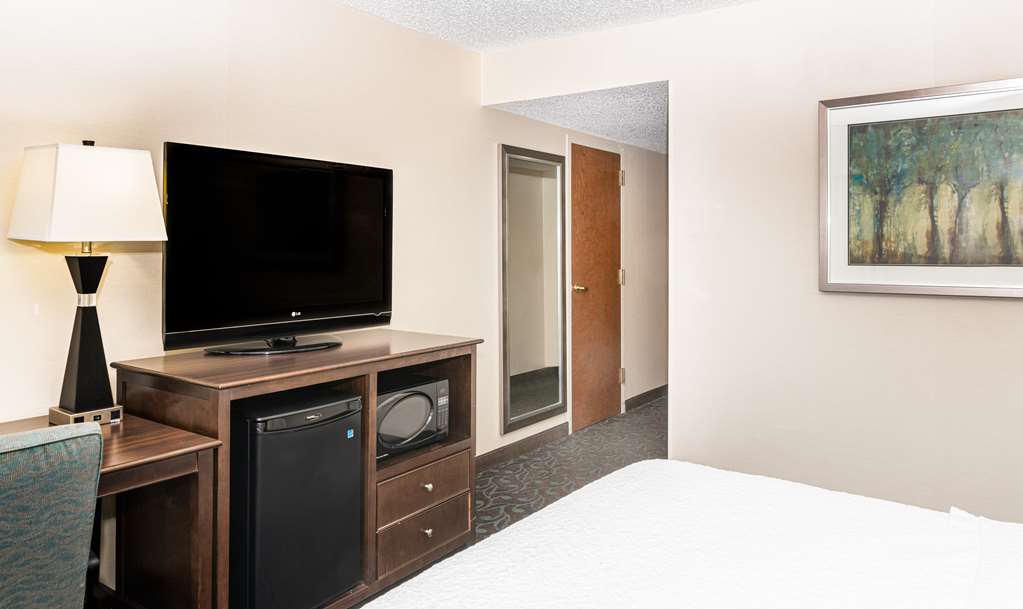 Hampton Inn Evansville - thumb 7