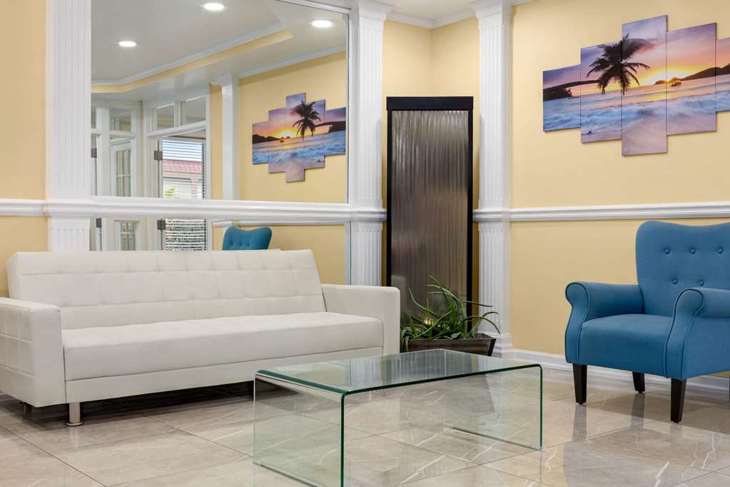 Days Inn Kingsland - thumb 5