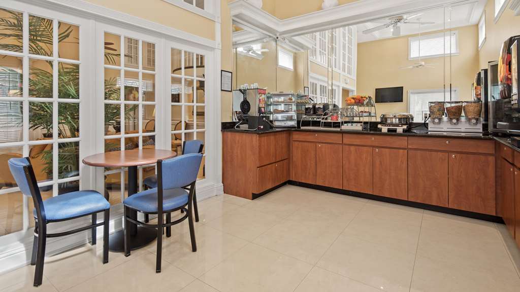 Best Western Plus Kingsland - thumb 13