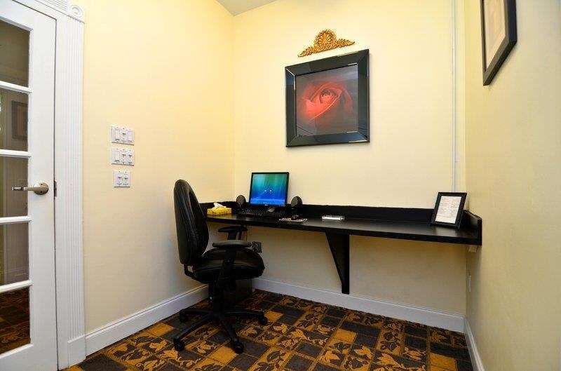 Best Western Plus Kingsland - thumb 16