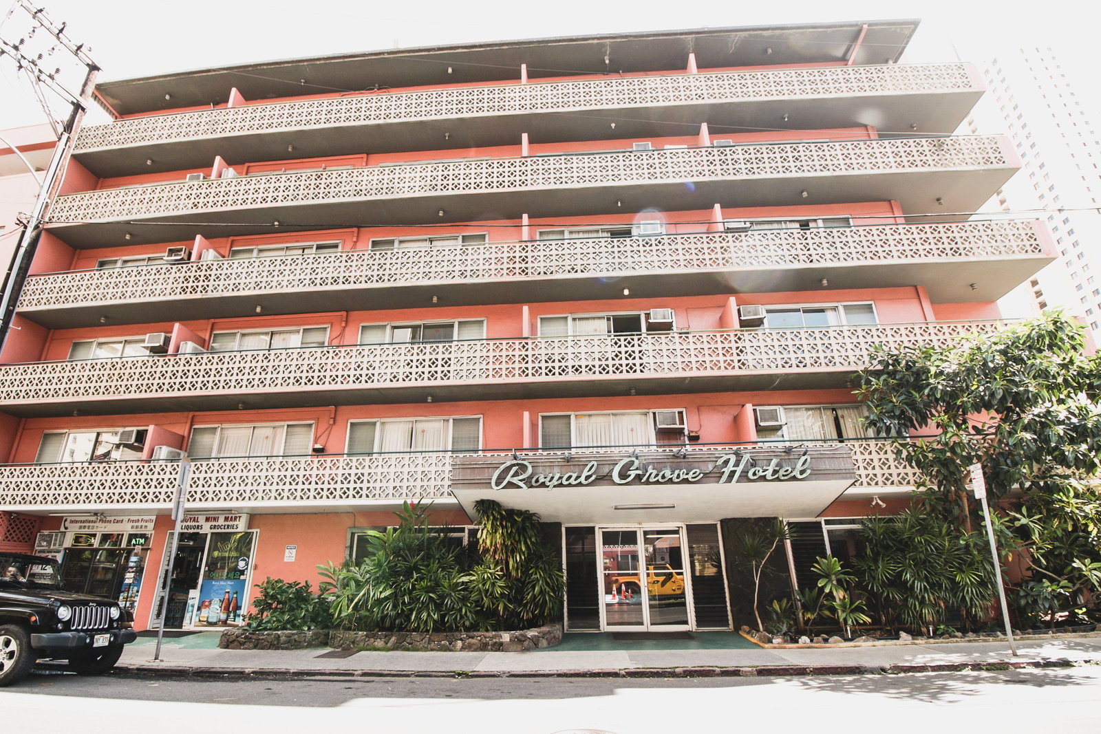 Royal Grove Waikiki - thumb 2