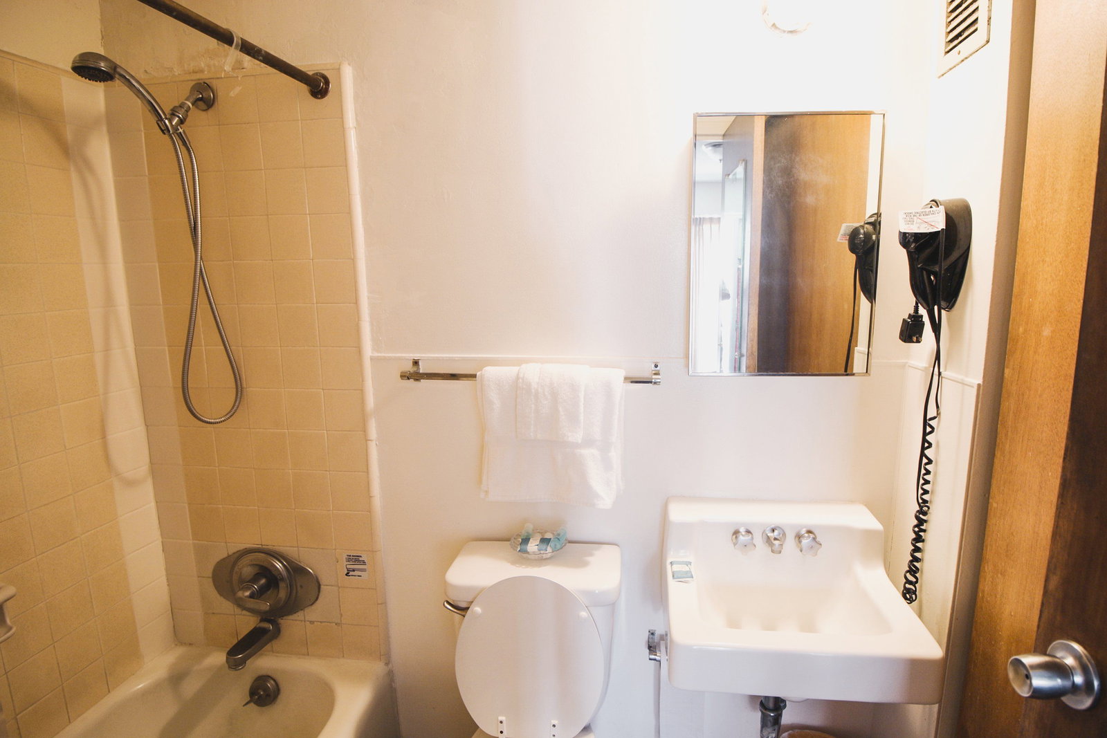 Royal Grove Waikiki - thumb 8