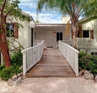 Coconut Palm Inn - Tourism House