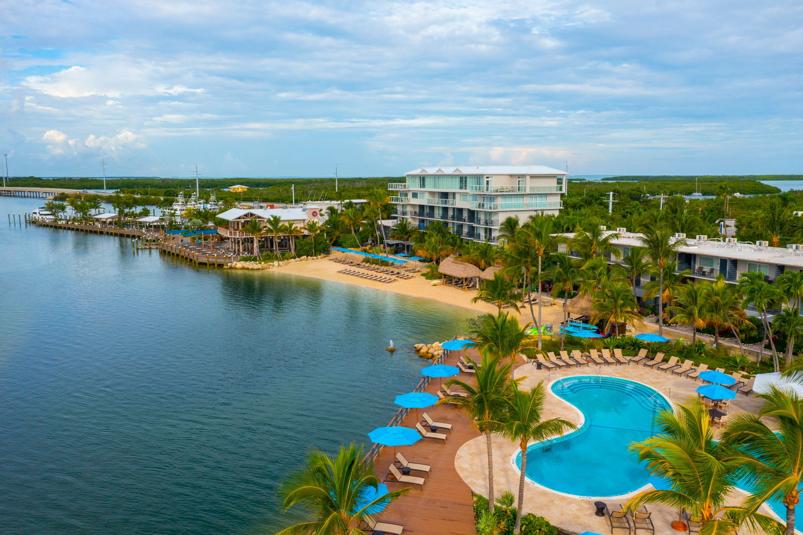 Postcard Inn Beach Resort & Marina - thumb 2
