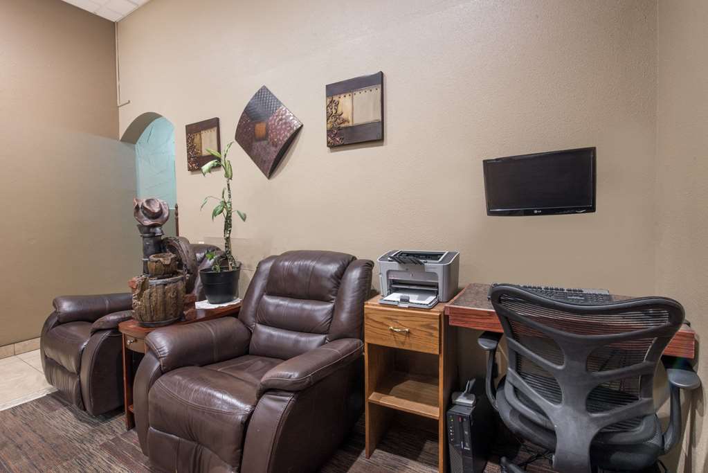 Super 8 Bismarck - thumb 16