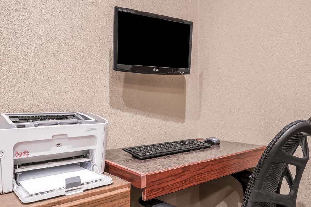 Super 8 Bismarck - thumb 17