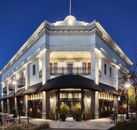 SingleThread Farm - Tourism House