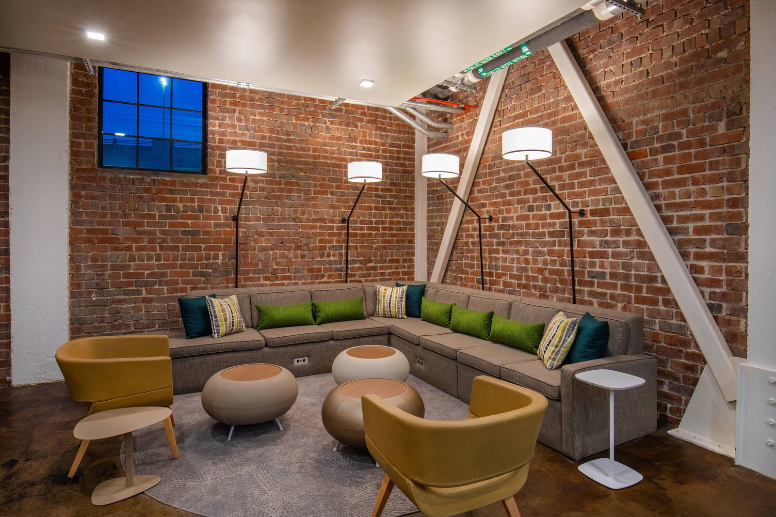 Element Moline - thumb 4