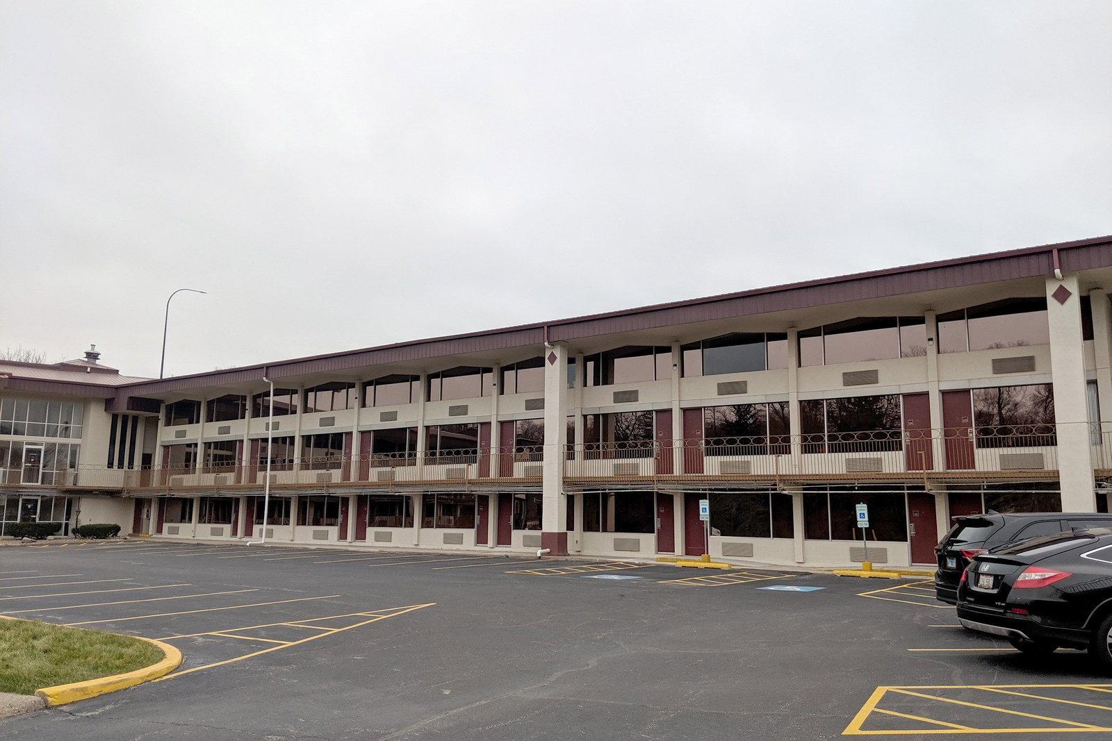 OYO Hotel Moline Downtown IL I-74 North - thumb 14