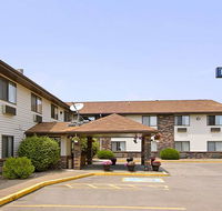 Days Inn  Suites Davenport East - Tourism House