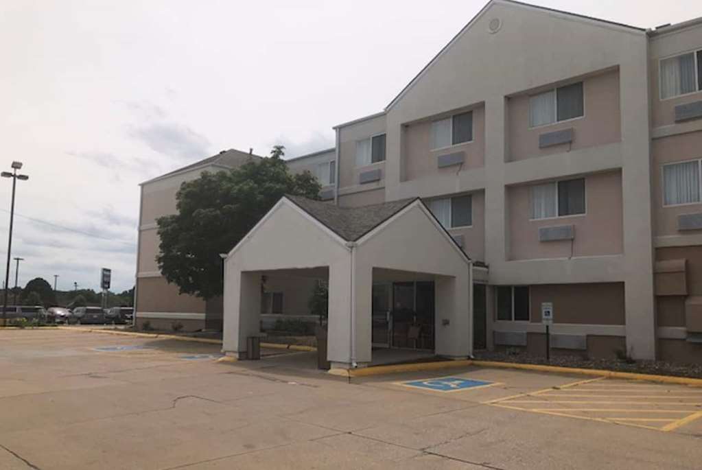 AmericInn By Wyndham Davenport - thumb 0