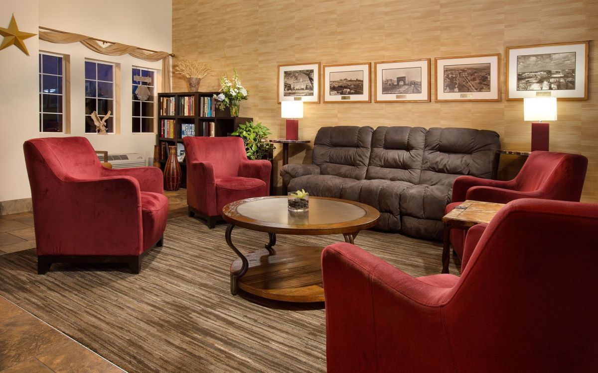 Coast Hilltop Inn - thumb 1