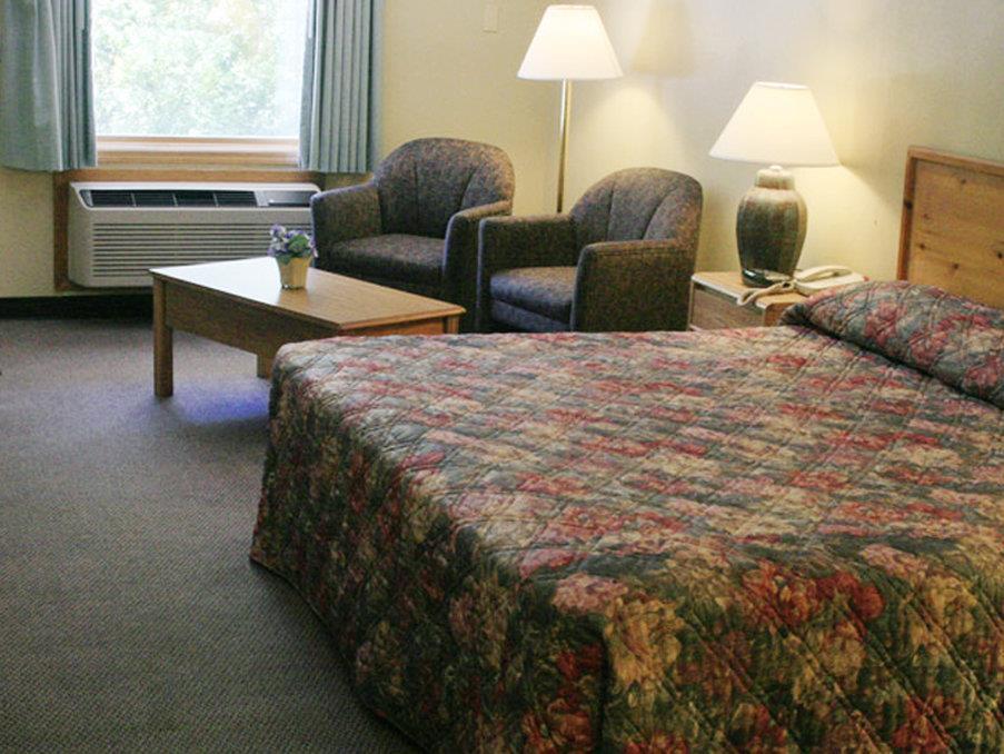 Four Seasons Inn - thumb 1