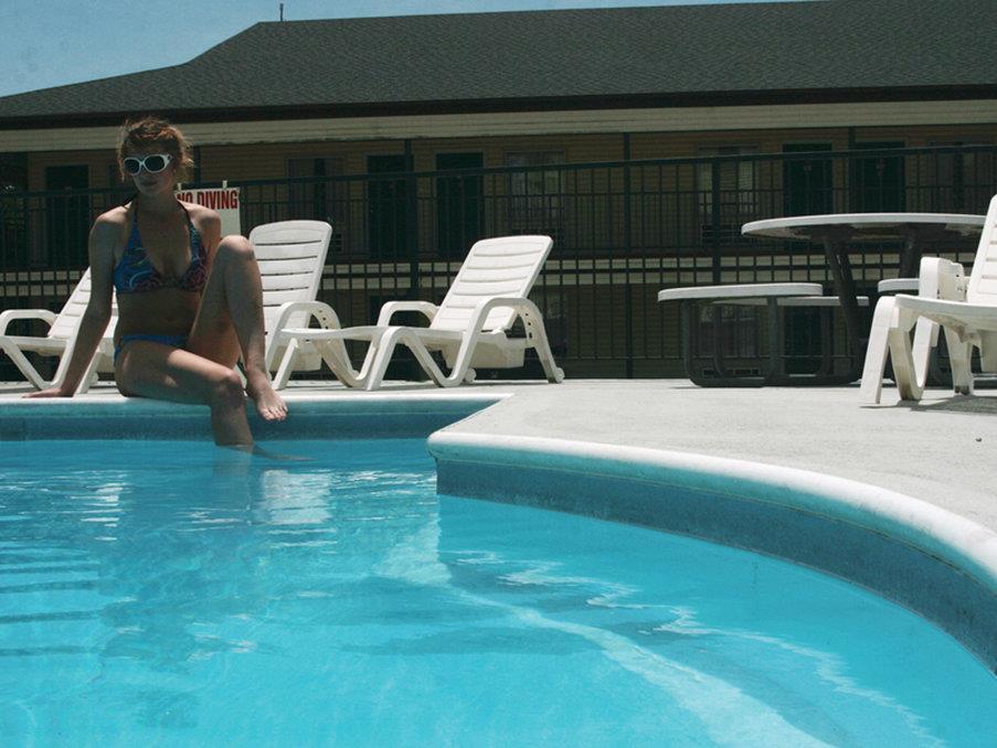 Four Seasons Inn - thumb 3