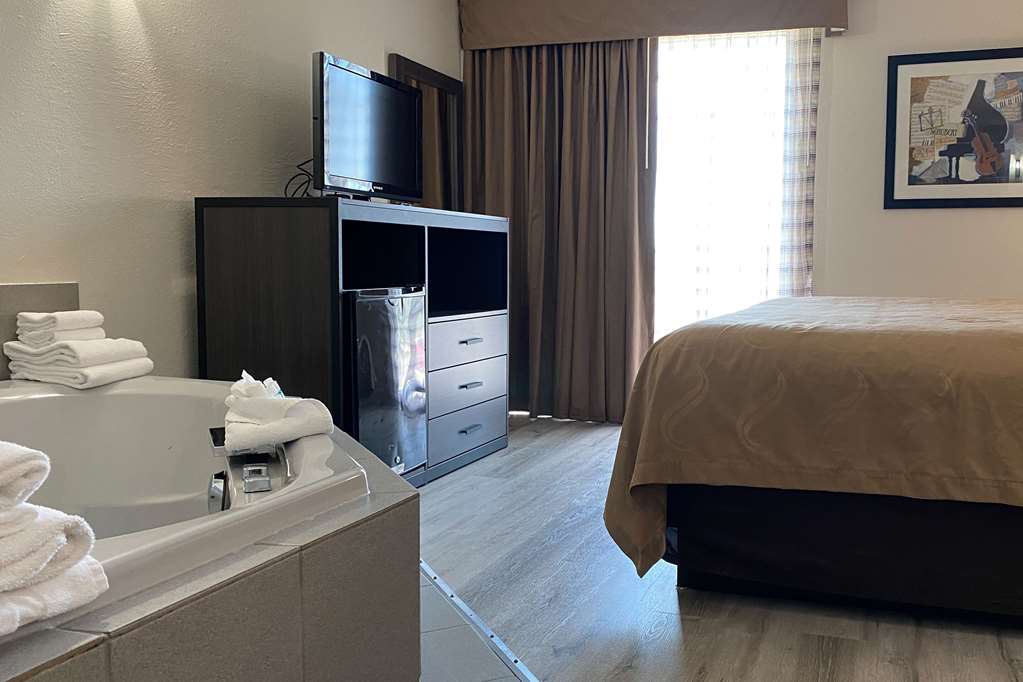 Quality Inn Branson - thumb 13