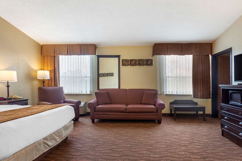 Comfort Inn At Thousand Hills - thumb 13