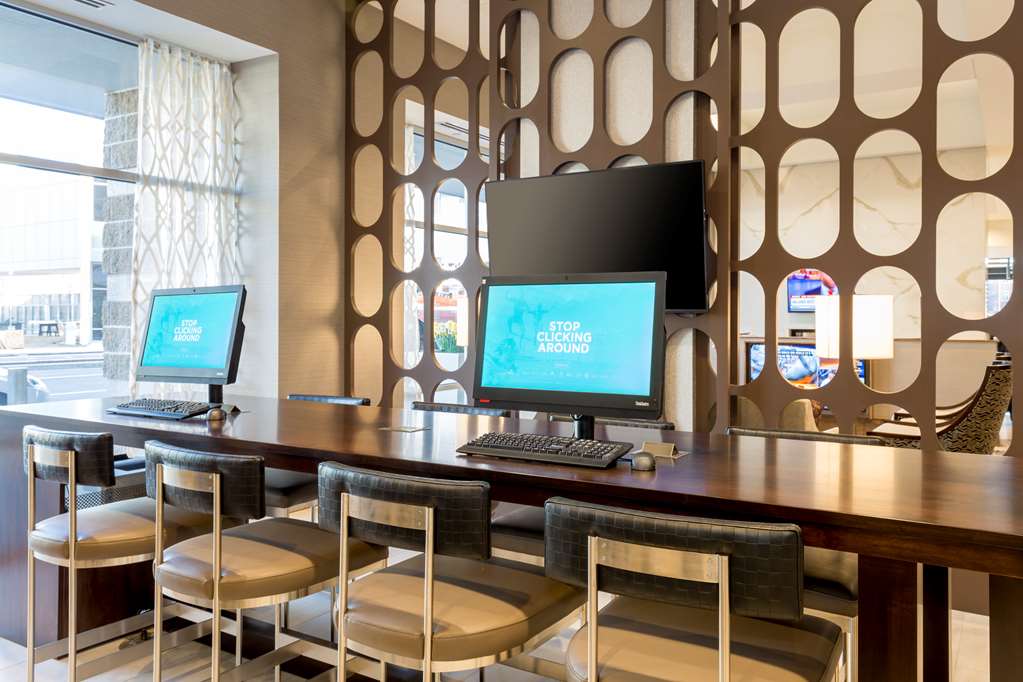 DoubleTree By Hilton Evansville - thumb 17