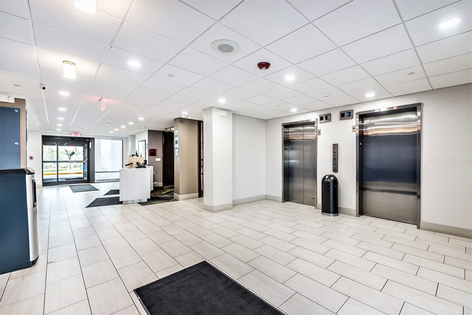 Holiday Inn Express Flint-Campus Area - thumb 3