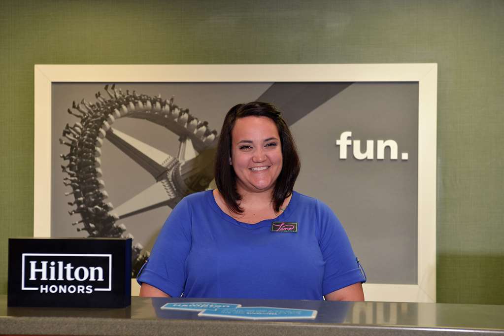 Hampton Inns & Suites Springfield - thumb 4