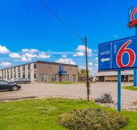 Motel 6 Fargo - North - Tourism House