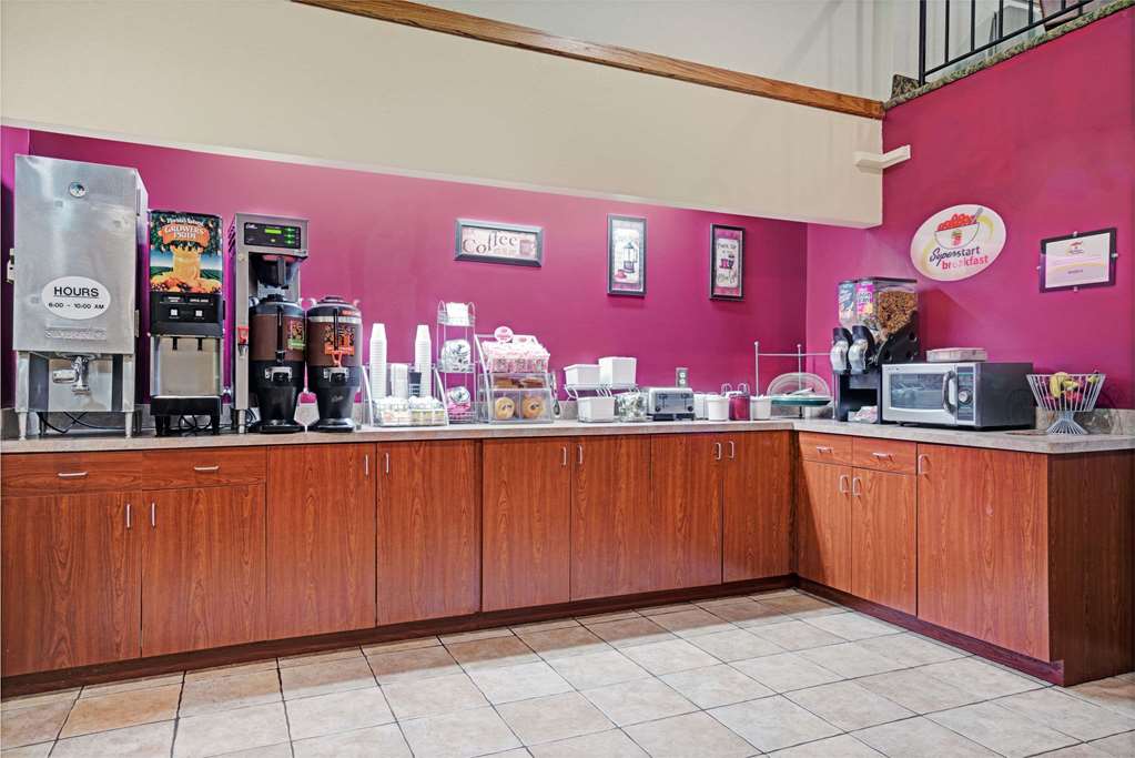 Super 8 Rogers - thumb 13