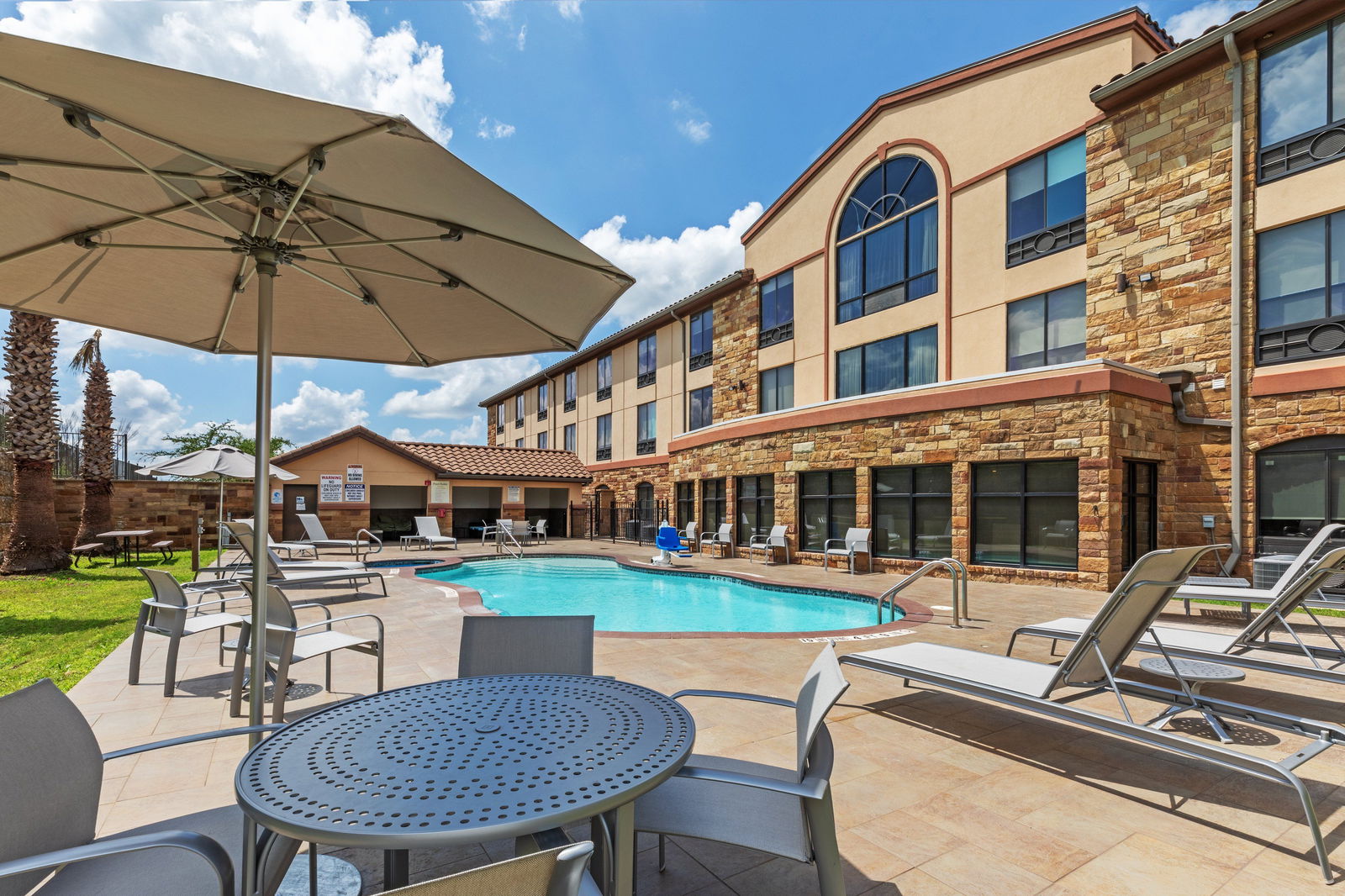 Holiday Inn Express Suites Lakeway - thumb 6