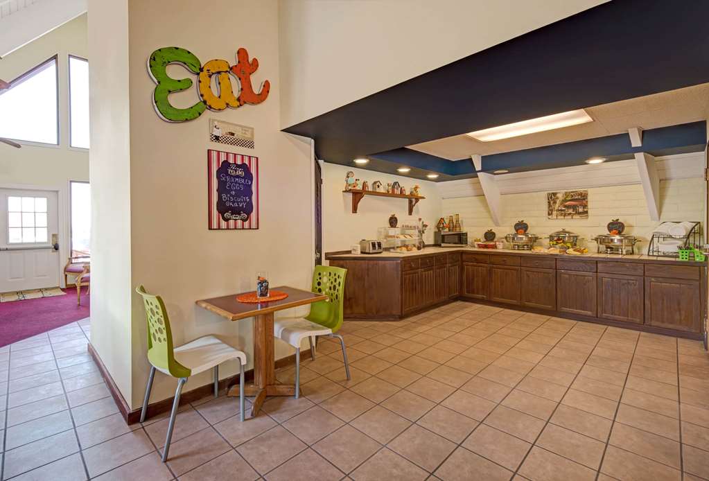 Howard Johnson Albuquerque Midtown - thumb 17