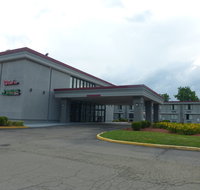 Red Roof Inn Painted Post - Tourism House