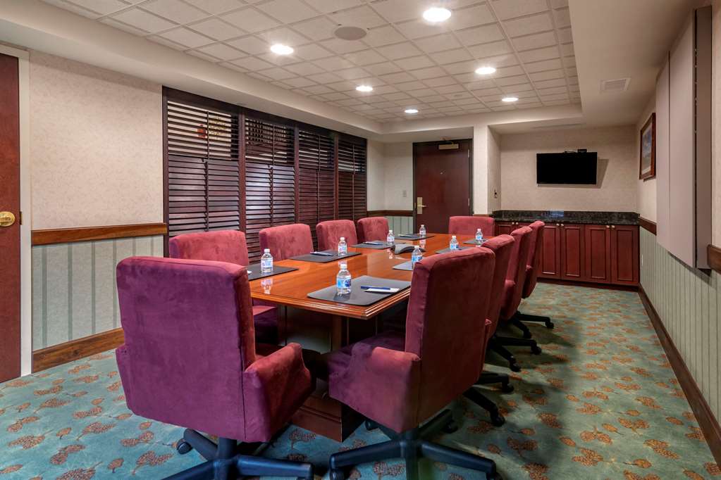 Comfort Inn & Suites Lake George - thumb 11