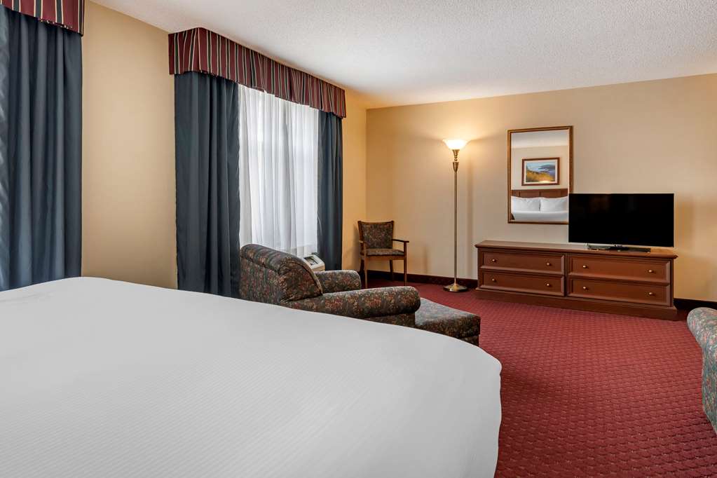 Comfort Inn & Suites Lake George - thumb 14