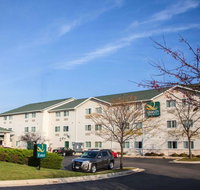 Quality Inn - Tourism House