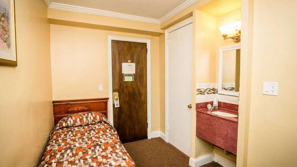 Riverside Tower Hotel - thumb 6