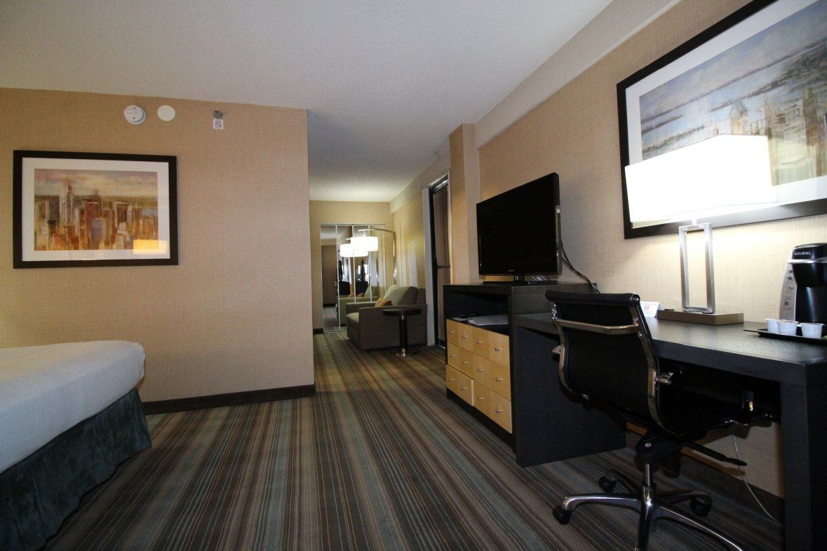 The Watson Hotel - thumb 3