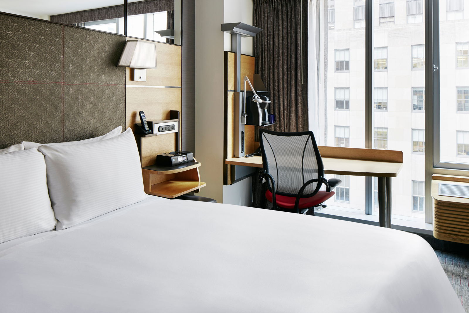 Club Quarters, The Jewel - thumb 8